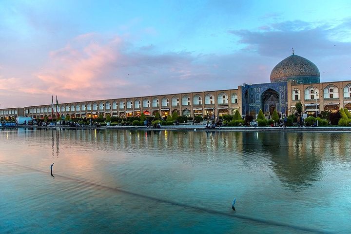 تمامی بناهای تاریخی و محوطههای گردشگری اصفهان فردا تعطیل است تمامی بناهای تاریخی و محوطههای گردشگری اصفهان فردا تعطیل است