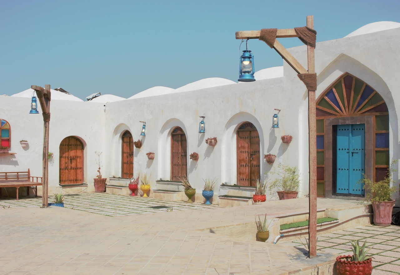 کاروانسرای برون شهری صفوی بستک با معماری منحصربهفرد