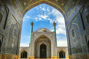 پایش دائمی مسجد تاریخی امام (ره) اصفهان در حوزه فرونشست
