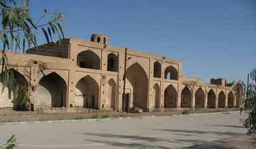 کاروانسراهای ایرانی با قدمتی از دوران باستان تا قاجاریه با معماری منحصربه‌فرد