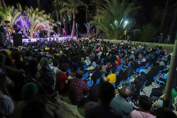 برگزاری نخستین جشنواره برداشت خرمای حاجی‌آباد زرین یزد