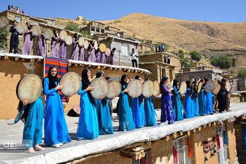 نوای هزار دف در روستای گردشگری هَشَمیز کردستان