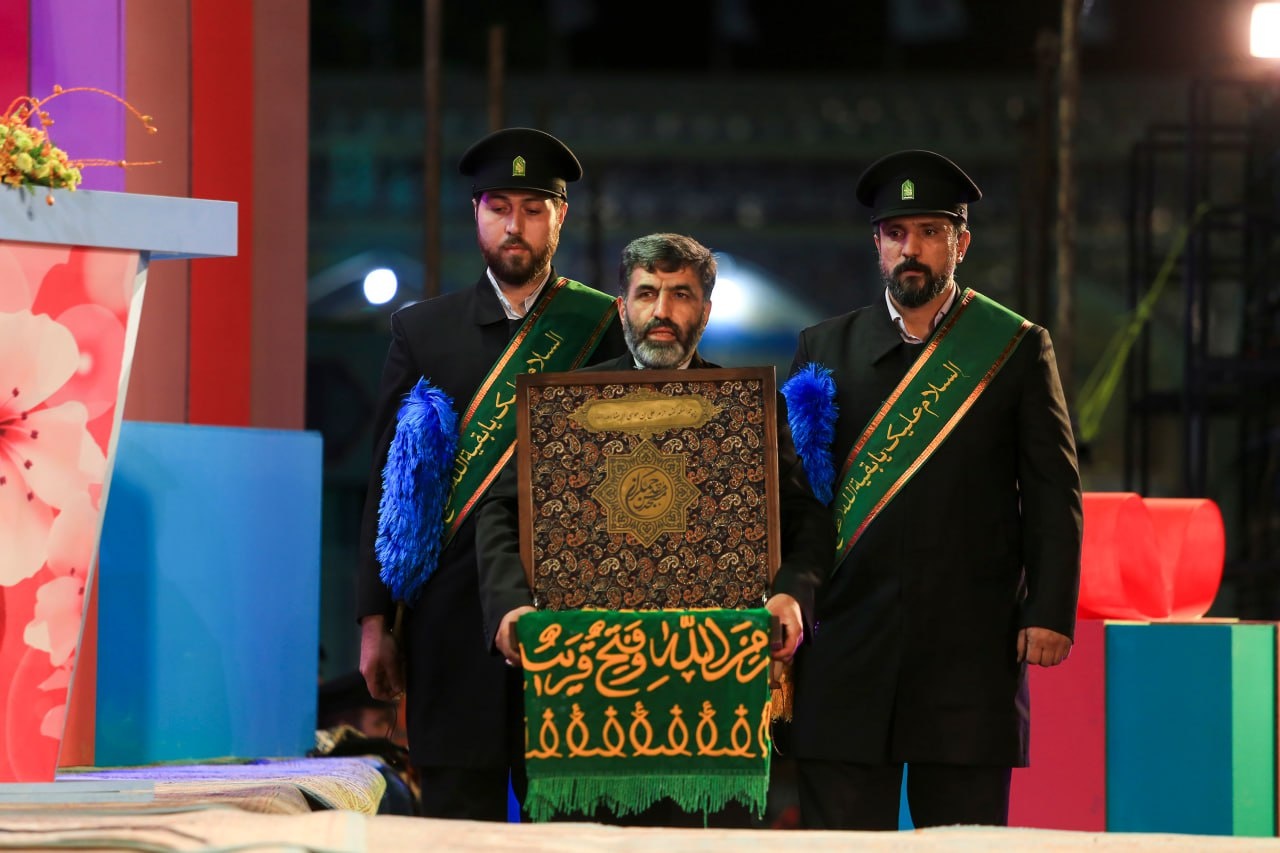 گلریزان «همدلی برای ظهور» در مسجد جمکران برگزار شد/ همراهی میلیاردی مردم با پویش «هواتو دارم»