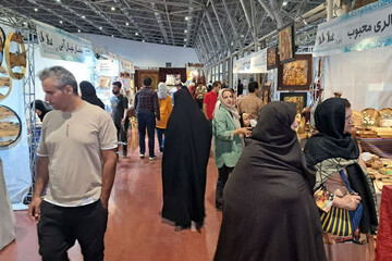 حضور فعال هنرمندان صنایع‌دستی در سیزدهمین نمایشگاه بین‌المللی گردشگری و صنایع‌دستی اصفهان