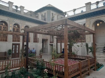 2 اقامتگاه بوم‌گردی شمس‌الملوک و اقامتگاه بوم‌گردی دامون در شیراز افتتاح شد
