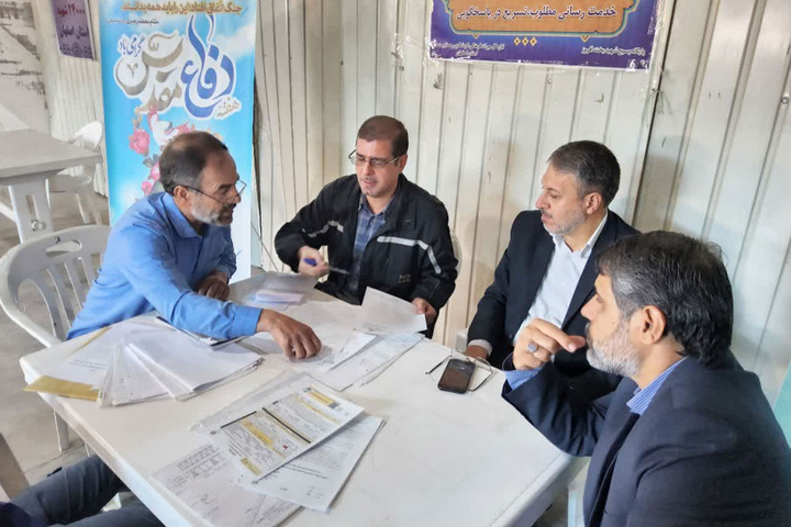 خدماترسانی به نمازگزاران اصفهانی در مصلی بزرگ امام خمینی(ره) همزمان با هفته گردشگری خدماترسانی به نمازگزاران اصفهانی در مصلی بزرگ امام خمینی(ره) همزمان با هفته گردشگری