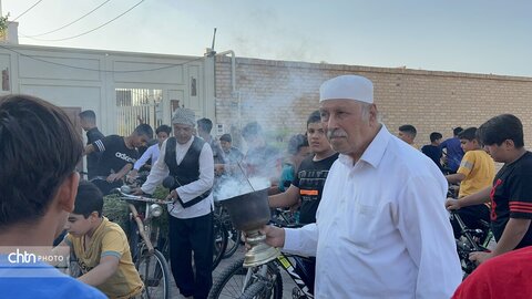 برگزاری همایش دوچرخه‌سواری در اردکان به مناسبت هفته گردشگری