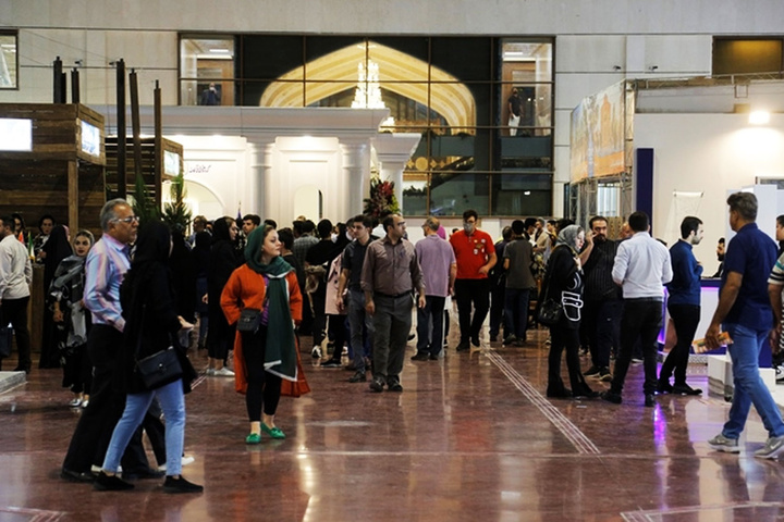 گام به گام در سیزدهمین نمایشگاه بینالمللی گردشگری و صنایعدستی اصفهان گام به گام در سیزدهمین نمایشگاه بینالمللی گردشگری و صنایعدستی اصفهان