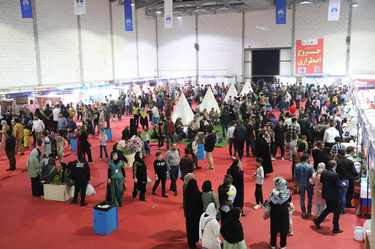 سنگ تمام زنجان در استقبال از شرکت‌کنندگان در جشنواره آش و نمایشگاه صنایع‌دستی