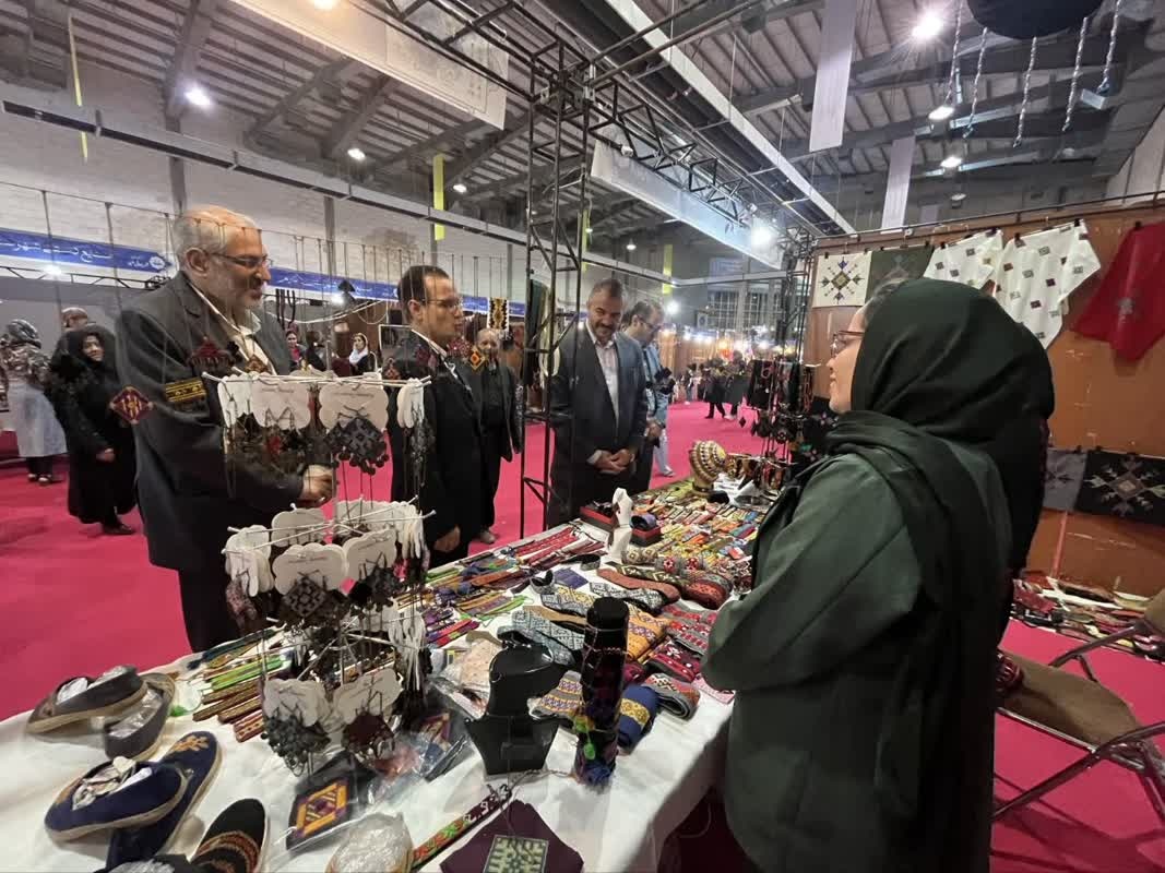 دستگاههای خدماترسان در حین برگزاری جشنواره آش آمادهباش هستند