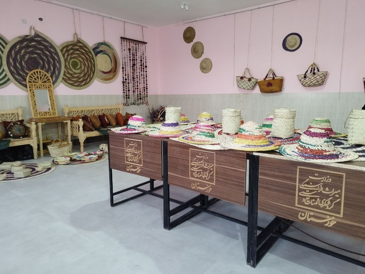 برپایی نمایشگاه صنایعدستی برای دانشآموزان خرمشهری