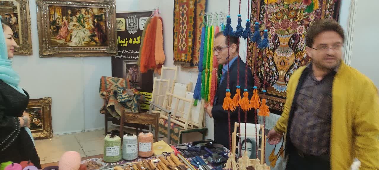 ۲۰ غرفه صنایع‌دستی زنجان در نمایشگاه روستاآباد برپا شد