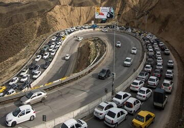 آخرین وضعیت جوی و ترافیکی جاده های کشور/ ترافیک نیمه‌سنگین در برخی محورهای مواصلاتی ورودی تهران