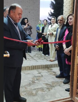 افتتاح نمایشگاه هنرهای تجسمی و سفال و سرامیک در باغ و عمارت جهانی اکبریه