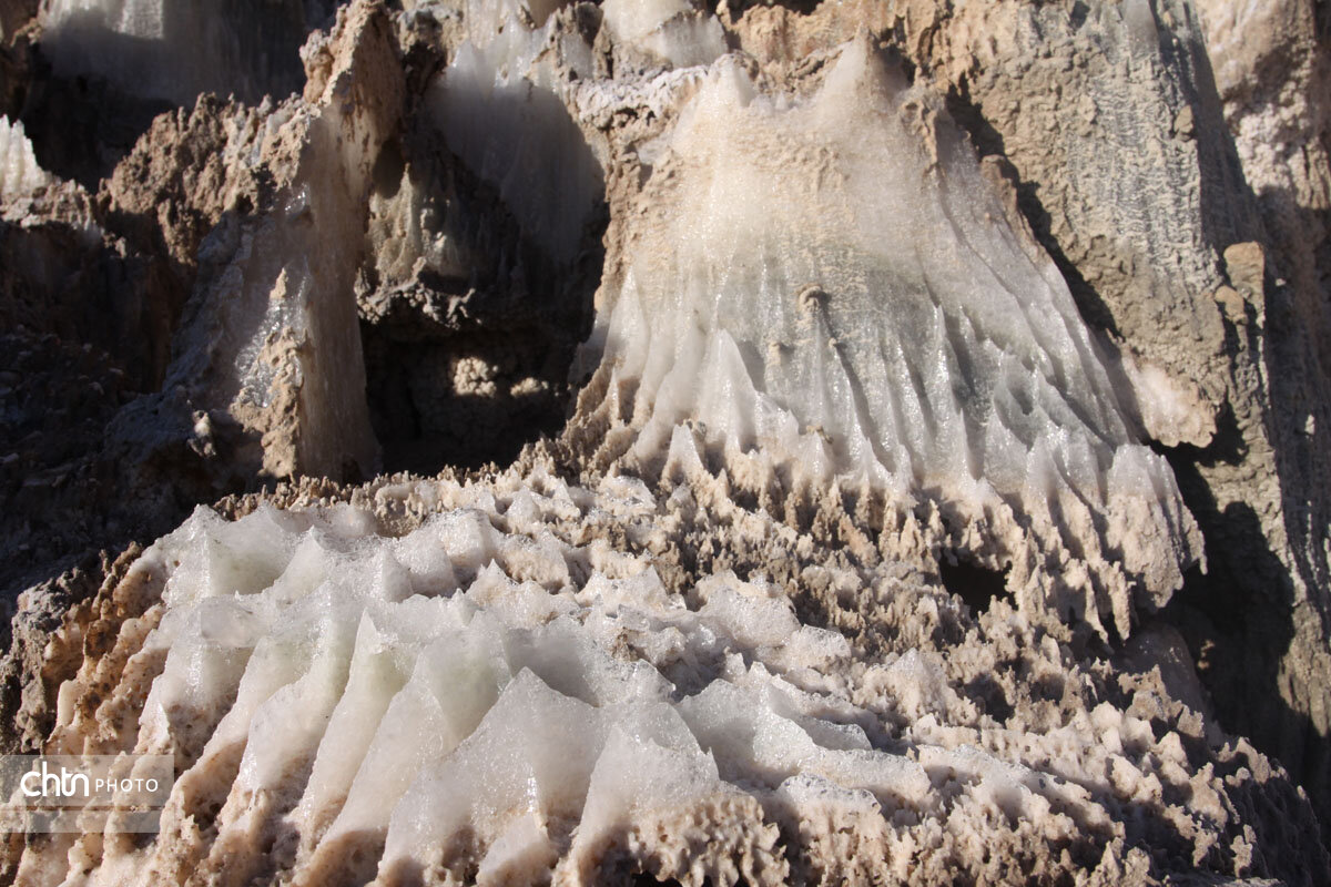 توسعه زیرساختهای گردشگری و برندسازی معدن نمک گرمسار/ گامی به سوی تبدیل گنجینه طبیعی ایران به قطب گردشگری معدنی جهان