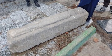 انتقال سنگ‌نوشته محوطه امامزاده عبدالله(ع) گرگان به موزه