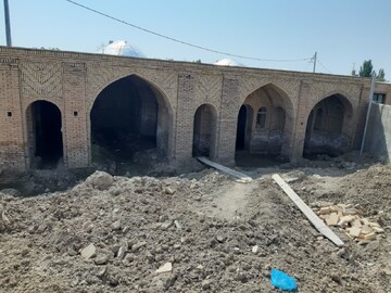 آغاز مرحله دوم عملیات مرمت شیخ اصغر رجیل در کمیجان استان مرکزی