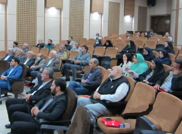 همایش آموزشی و توجیهی چشم بیدار برای مدیران دفاتر خدمات مسافرتی در همدان برگزار شد