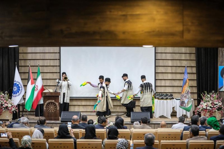 جشنواره رویدادهای دفاعمقدس، گردشگری، عشایر و روستا در اهواز برگزار شد