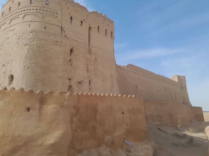 پایان مرمت و احیاء حصار بیرونی قلعه تاریخی خویدک