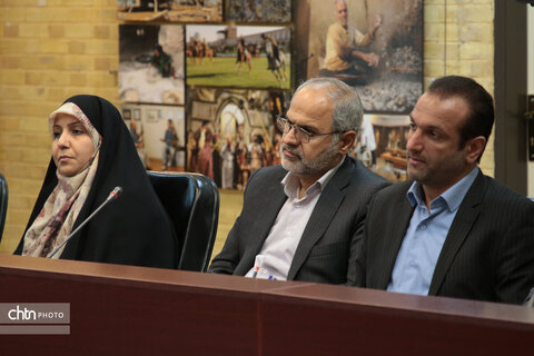 نشست اعضای کارگروه گردشگری شورای عالی امور ایرانیان خارج از کشور با حضور مهندس ضرغامی