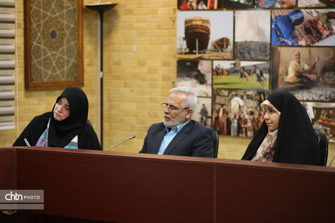 نشست اعضای کارگروه گردشگری شورای عالی امور ایرانیان خارج از کشور با حضور مهندس ضرغامی