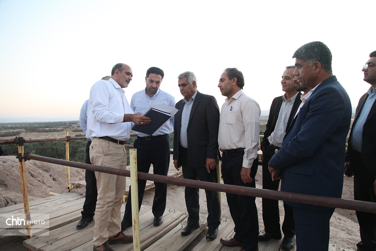 سفر دکتر ایزدی سفر دکتر ایزدی