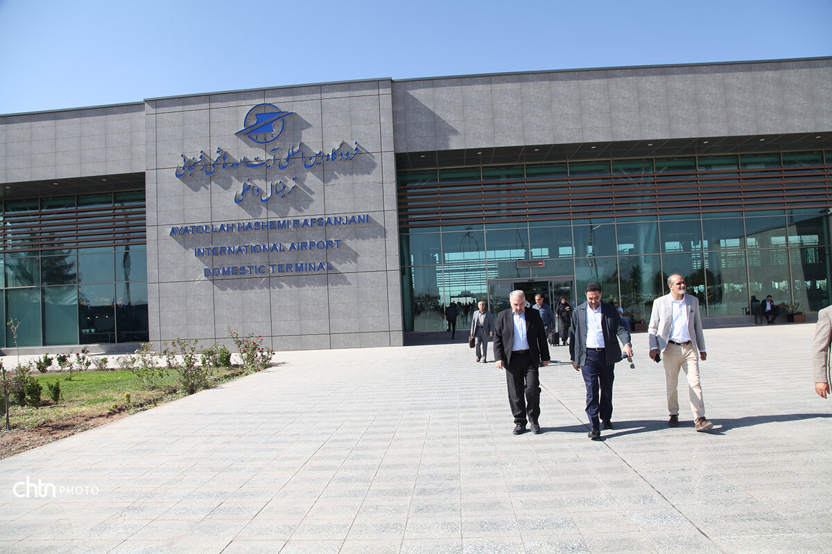 سفر دکتر ایزدی سفر دکتر ایزدی