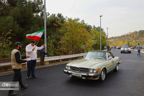 حرکت کاروان خودروهای تاریخی در مسیر تهران- بابلسر