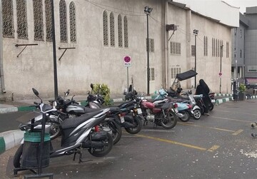 تردد موتورسواران در اطراف امامزاده صالح(ع) و بازار تاریخی تجریش سامان‌دهی شد