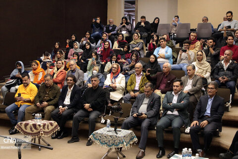 افتتاح نخستین جشنواره نمایش فرش های عشایری ایران در موزه فرش