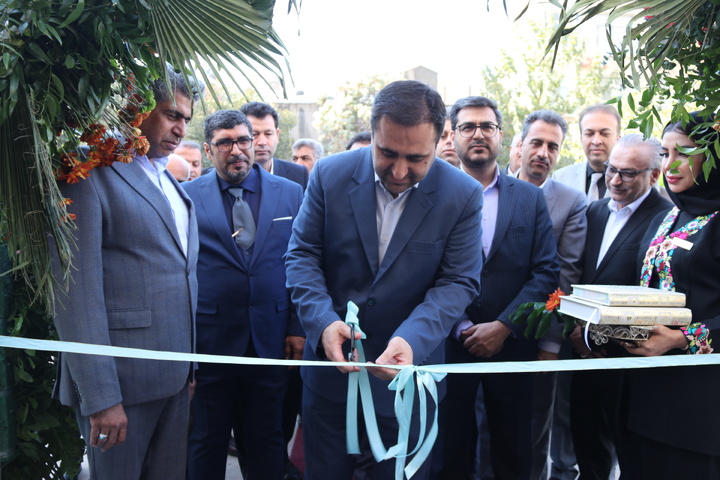 رشد ۴۰ درصدی ورود گردشگران خارجی به ایران/سرمایهگذاری ایرانیان مقیم خارج در صنعت گردشگری کشور رشد ۴۰ درصدی ورود گردشگران خارجی به ایران/سرمایهگذاری ایرانیان مقیم خارج در صنعت گردشگری کشور