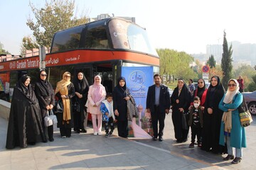 اتوبوس گردشگری میزبان شنوندگان رادیو تهران شد