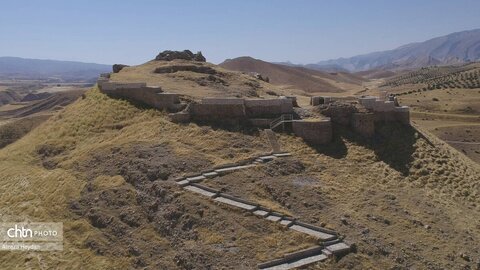 پشت قلعه آبدانان یادگاری از دوره ساسانیان