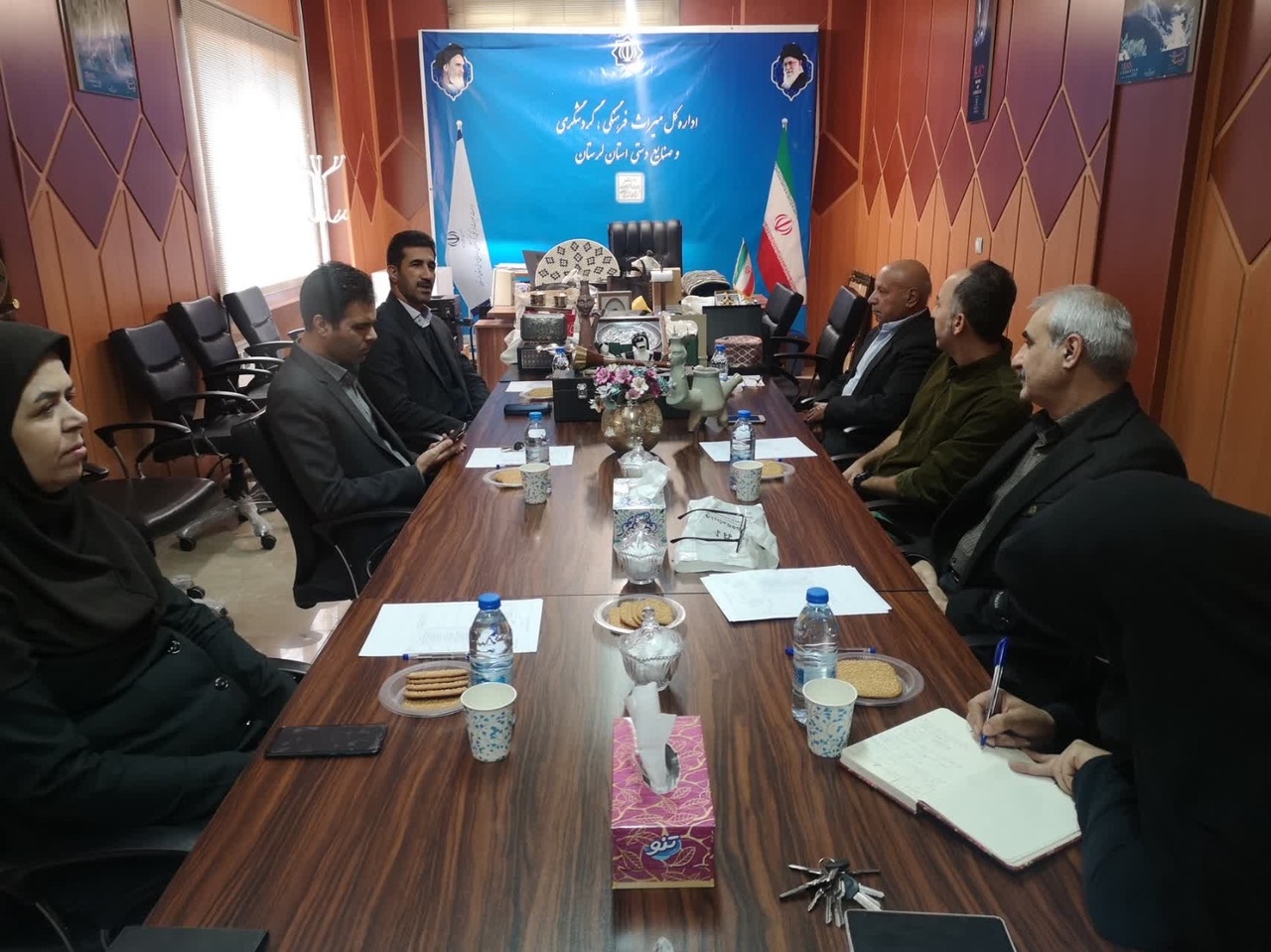 برگزیده شدن ۲۵ اثر صنایع‌دستی لرستان برای دریافت نشان ملی