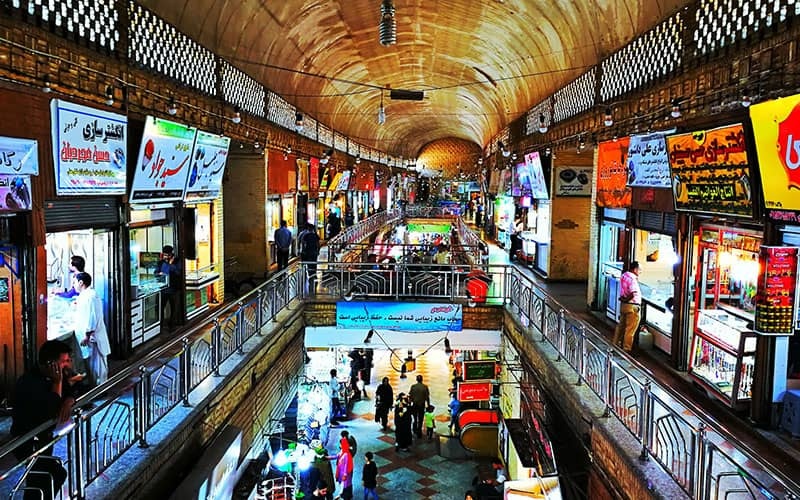 بازار رضا (ع) مشهد تجلی شکوه معماری سنتی در بازارهای ایرانی