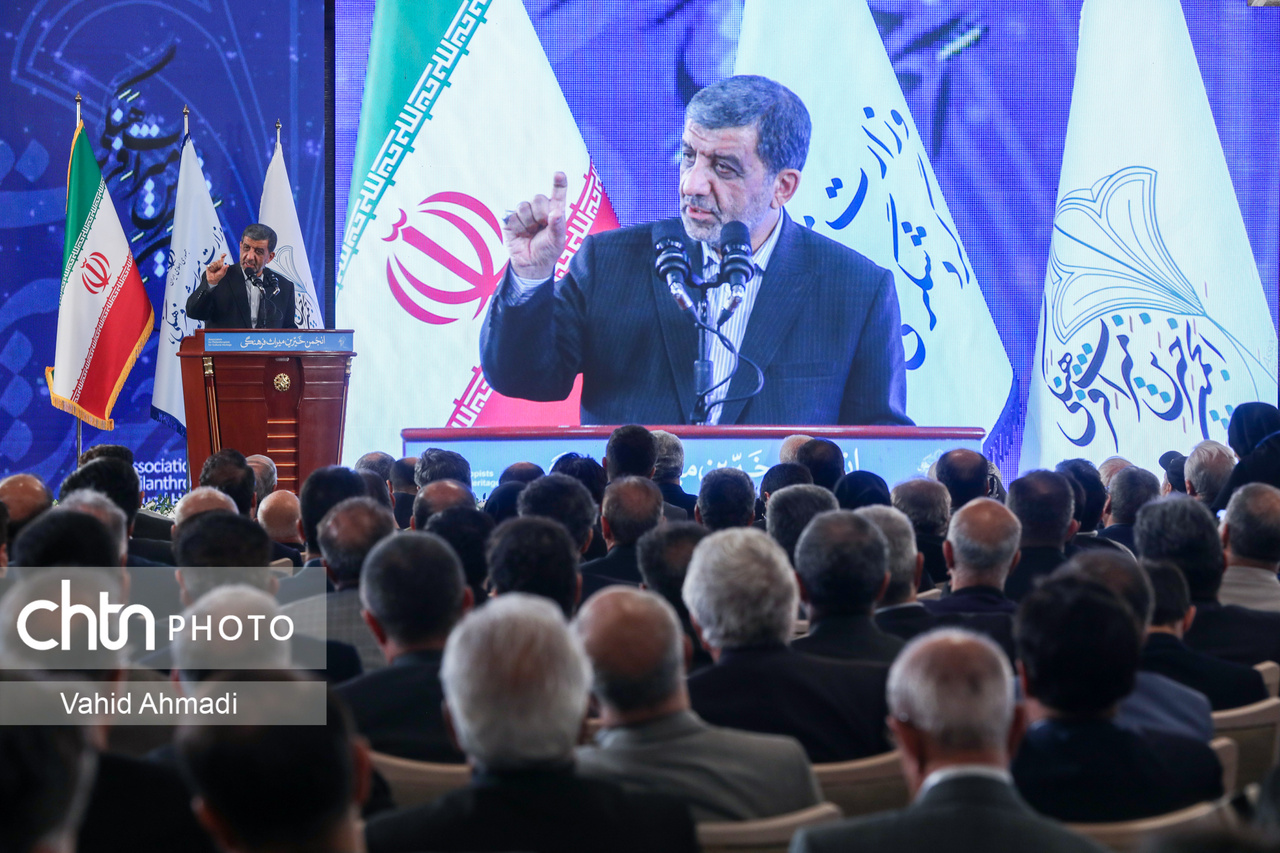 حاشیه و متن آیین افتتاحیه انجمن خیرین میراثفرهنگی در هتل اسپیناس تهران/ فرصتی برای ادای دین به ایران بزرگ/ شبی که در تاریخ ثبت شد