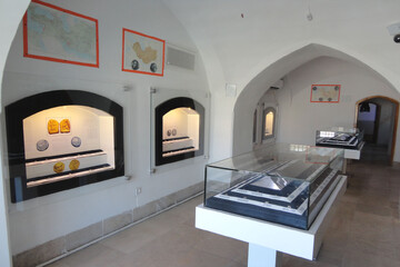 موزه مهر و سکه کومش، موزه‌ای برای دیدن تاریخ زنده تجارت
