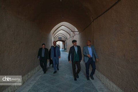 بازدید اعضای کمیسیون فرهنگی و نمایندگان مجلس شورای اسلامی از بافت تاریخی و کویر یزد