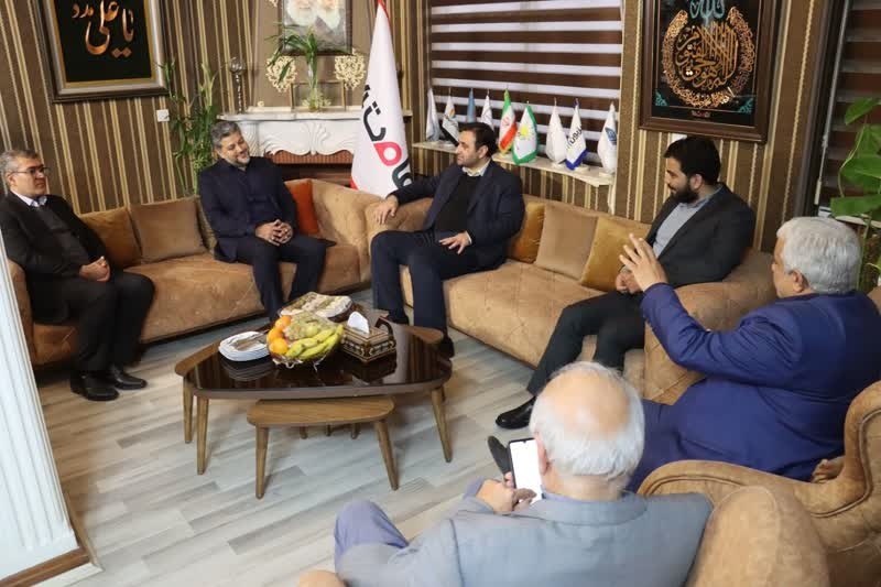 بازدید معاون گردشگری کشور از مرکز ملی رزرواسیون اقامت ۲۴ در مشهد