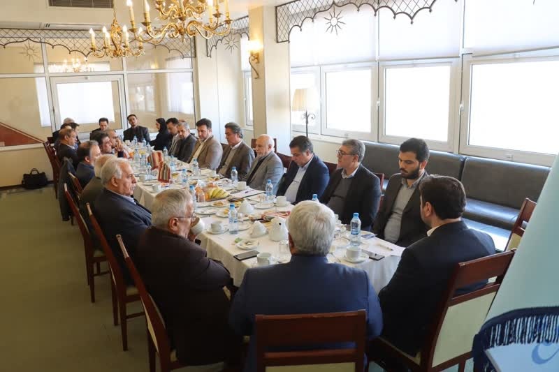 واگذاری امور به تشکلهای یکی از مهمترین رویکردهای حوزه گردشگری در برنامه هفتم است