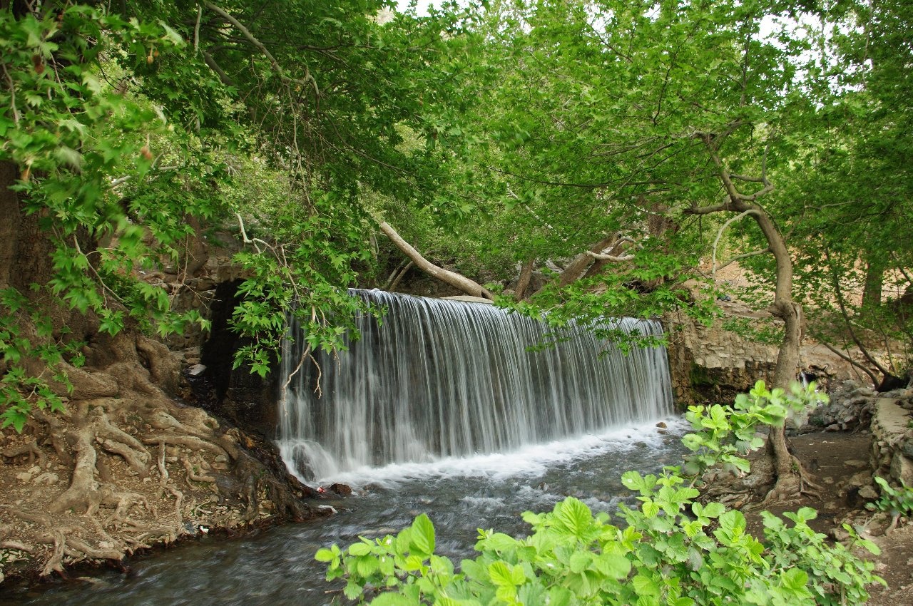طرح زیرساخت گردشگری سراب فارسبان نهاوند همدان بررسی می‌شود