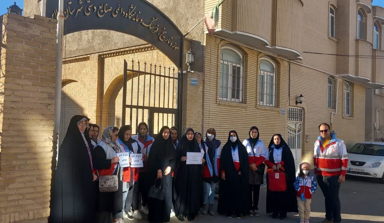 برگزاری اردوی آموزشی کارآفرینی کسب‌وکارهای خانگی دختران ملایری