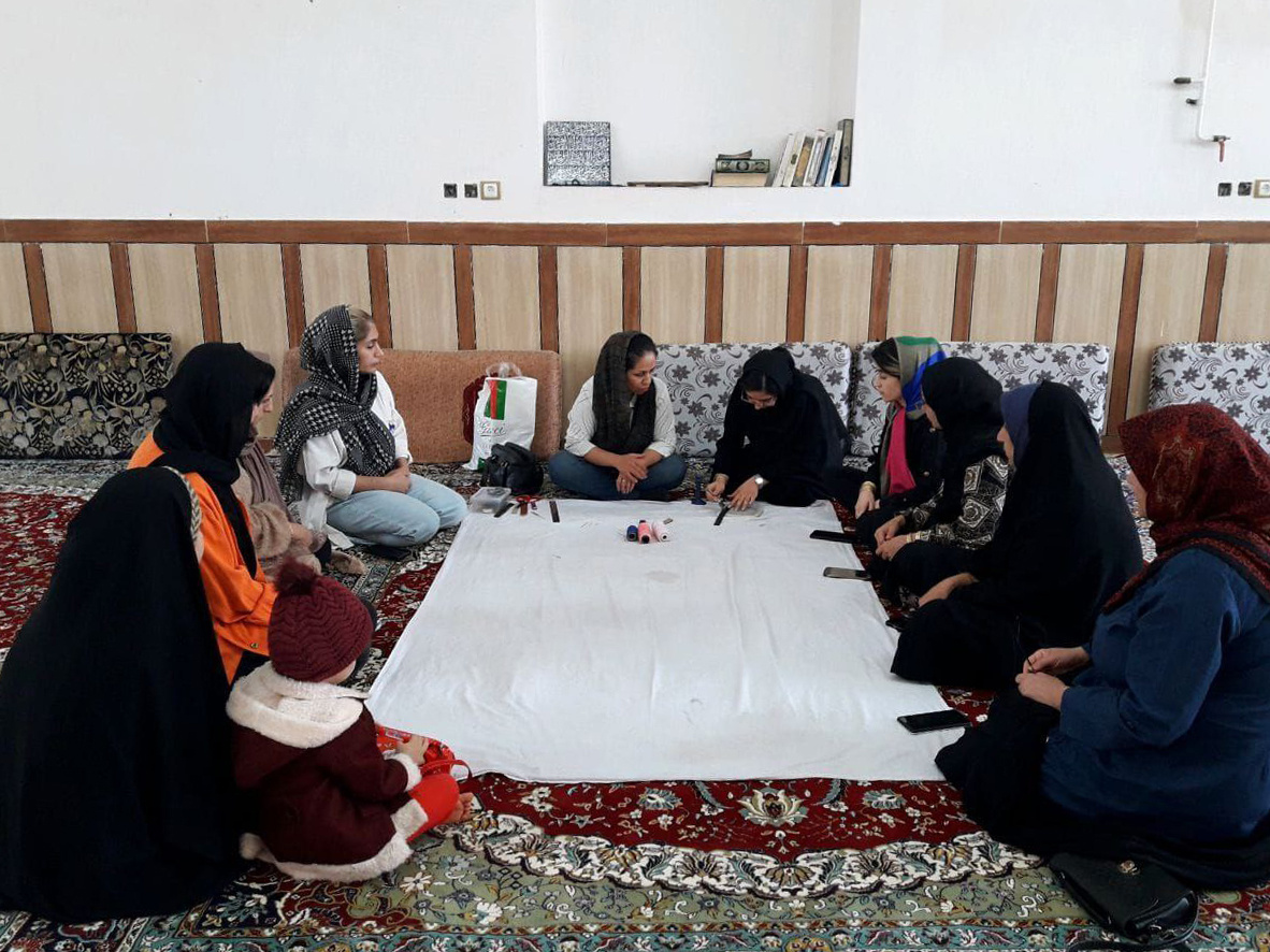 آموزش رایگان صنایع‌دستی در روستاها و شهرک‌های اندیمشک توسط مدرسان یونسکو