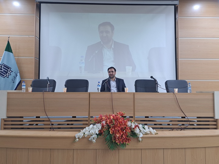 معاونت گردشگری با هر دانشگاهی پروژه مشترک تعریف کرده است معاونت گردشگری با هر دانشگاهی پروژه مشترک تعریف کرده است