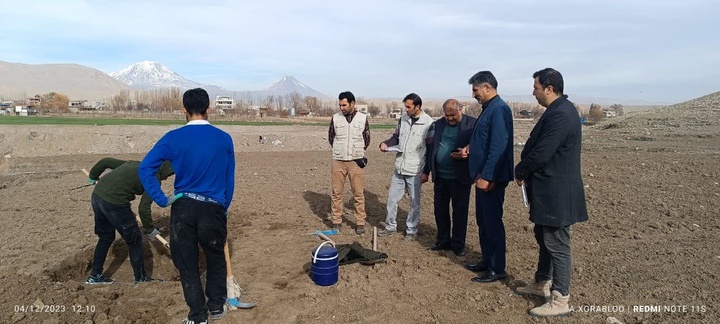 آغاز عملیات پروژه تعیین عرصه و حریم محوطه تاریخی کشمش‌تپه ماکو