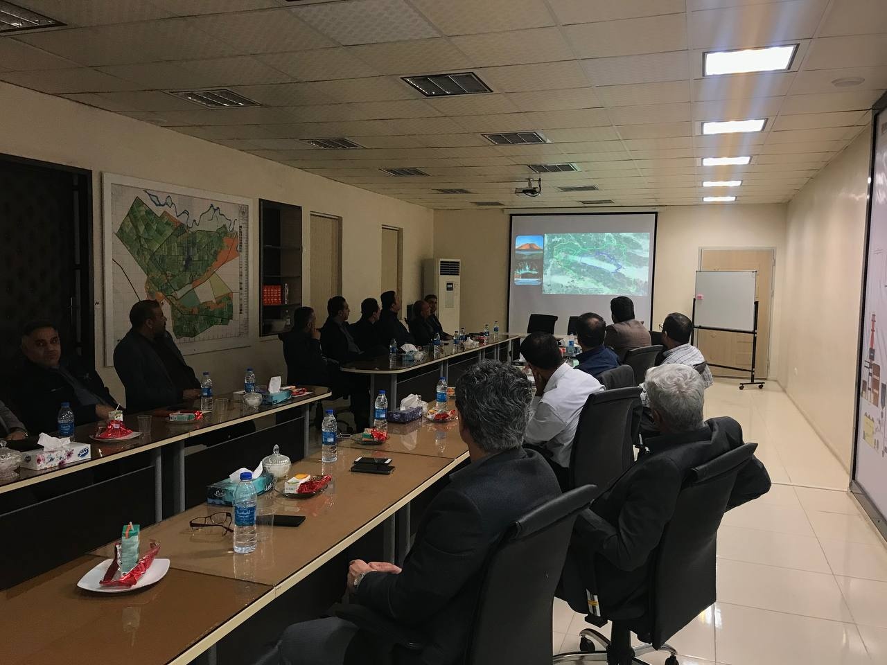 مدیران نیشکر هفتتپه شیوه حفاظت از محوطههای باستانی را فرا گرفتند