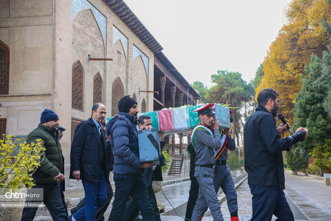 وداع با شهید گمنام در کاخ چهلستون اصفهان