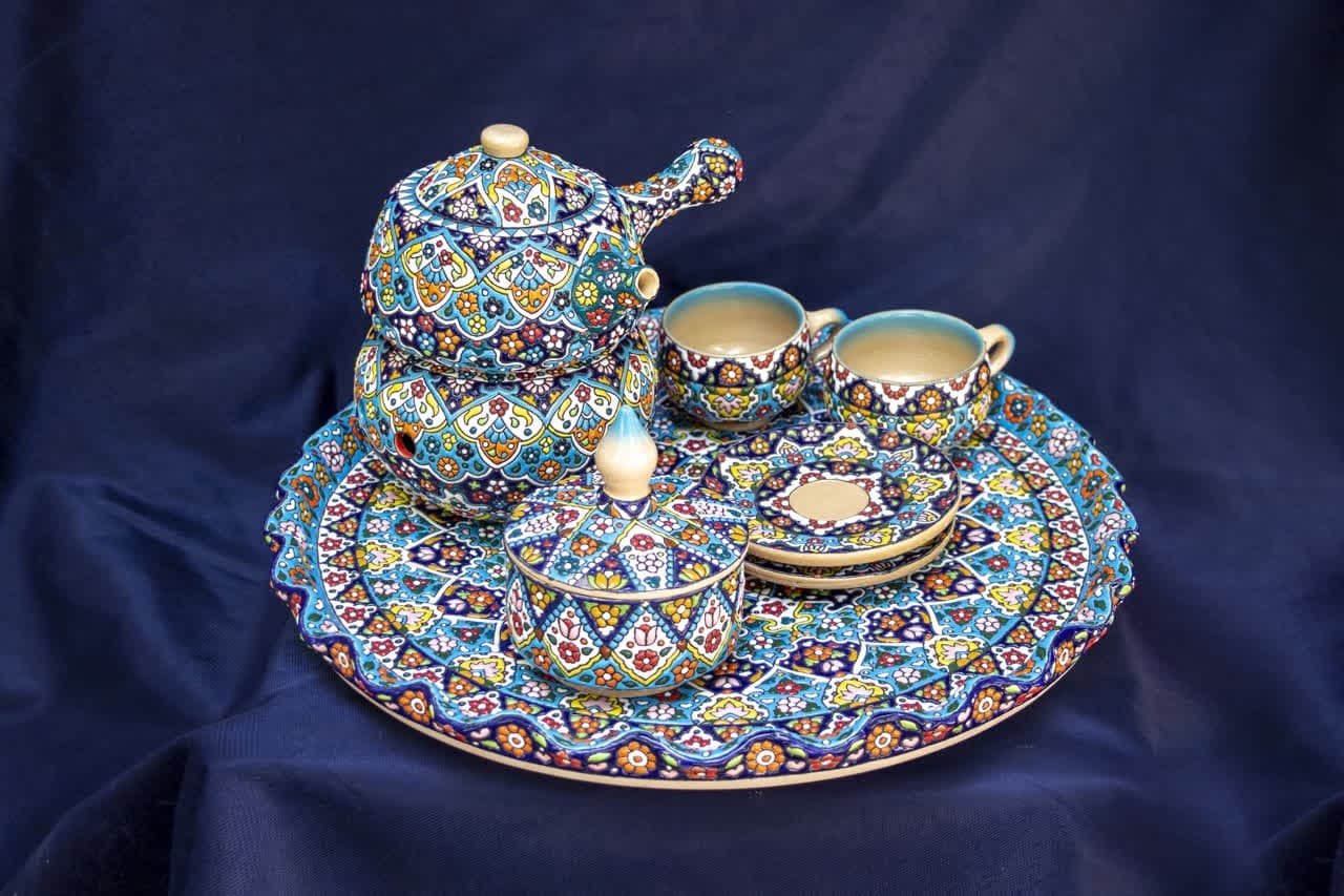 سوغات همدان، با چاشنی غنیترین فرهنگ سنتی/ از سفال لالجین تا صنل همدان