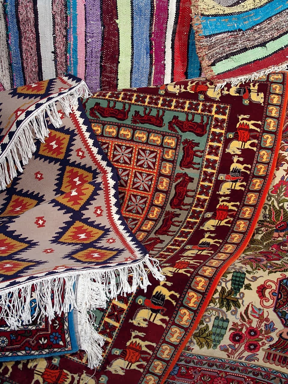 سوغات همدان، با چاشنی غنیترین فرهنگ سنتی/ از سفال لالجین تا صنل همدان